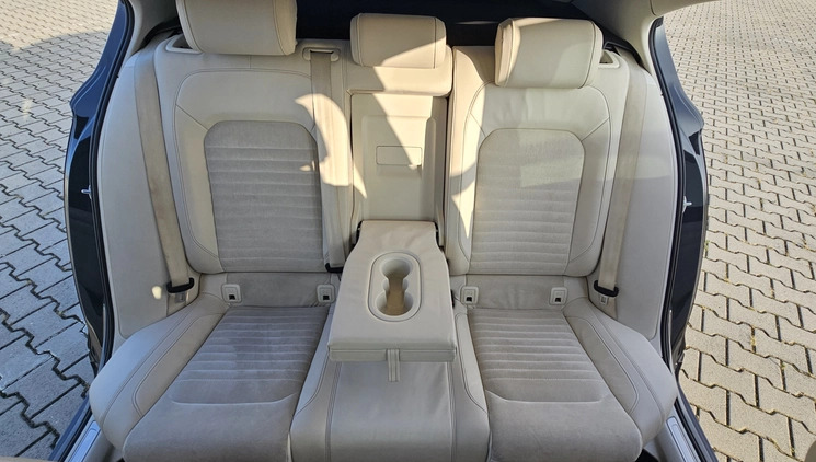 Volkswagen Passat cena 62000 przebieg: 167350, rok produkcji 2015 z Legionowo małe 92